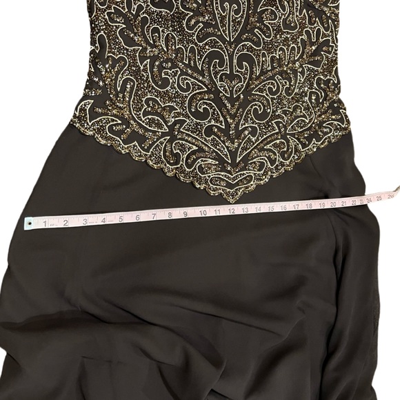 J Kara Evening Gown Size 10 - Picture 5 of 7